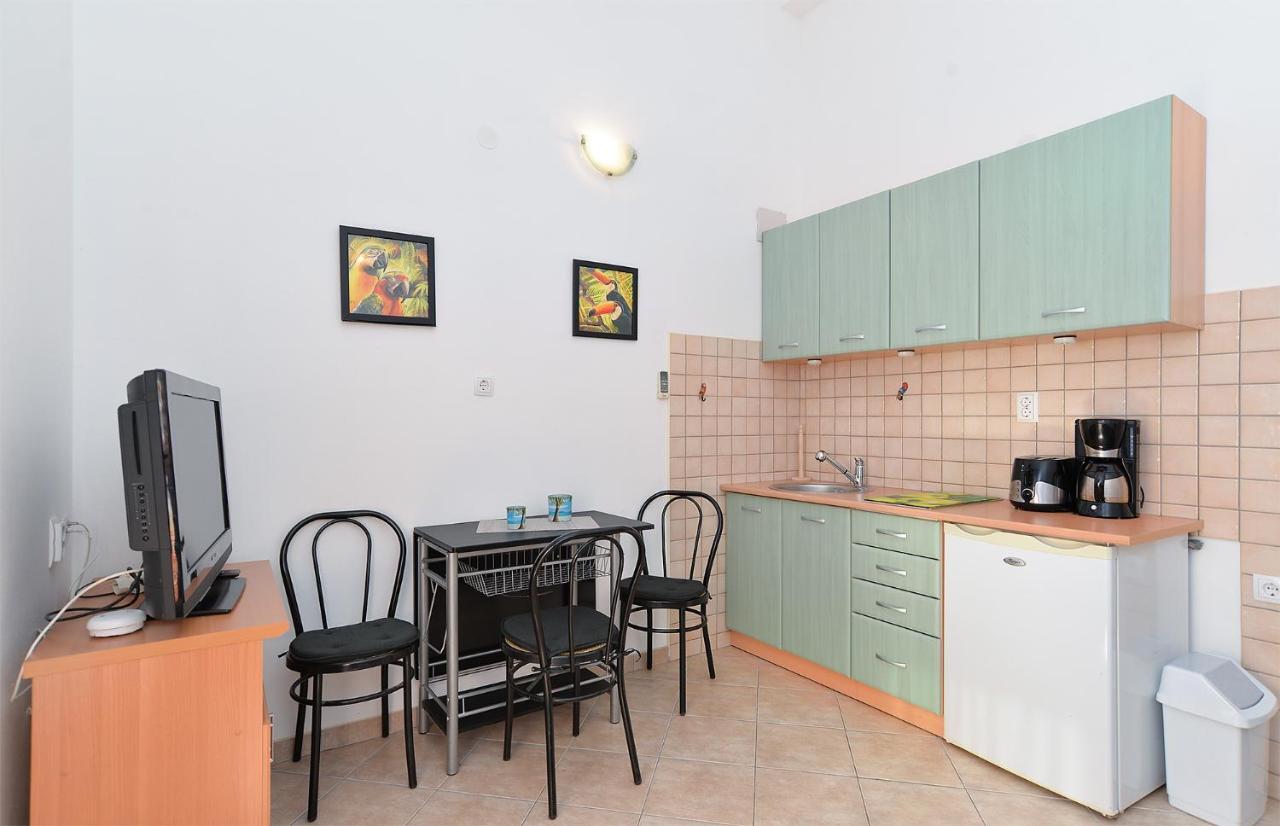Apartments Ariana 1989 Fažana Extérieur photo