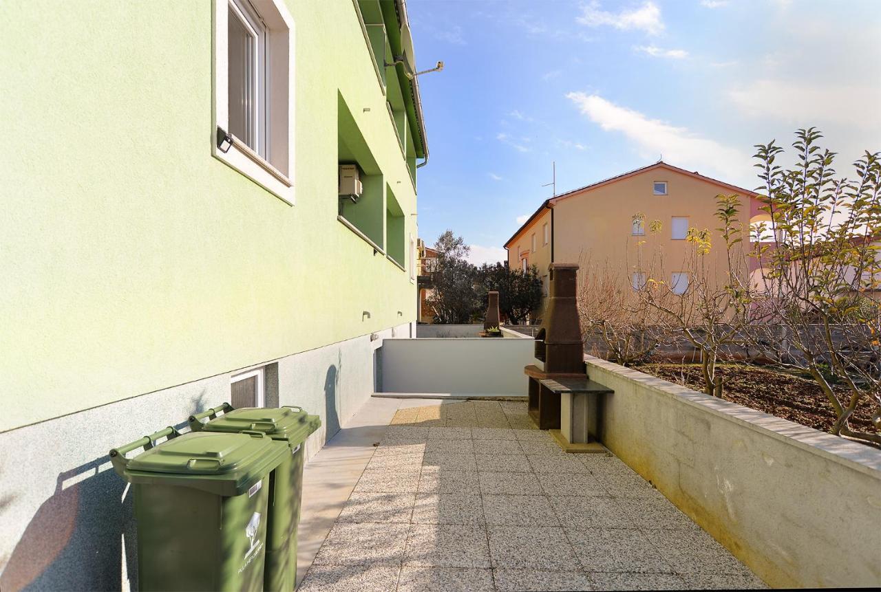 Apartments Ariana 1989 Fažana Extérieur photo